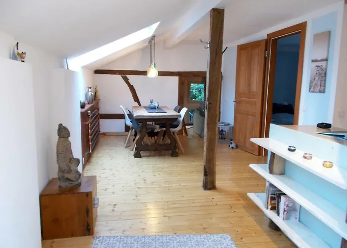 Sonnige Fachwerkwohnung 아파트